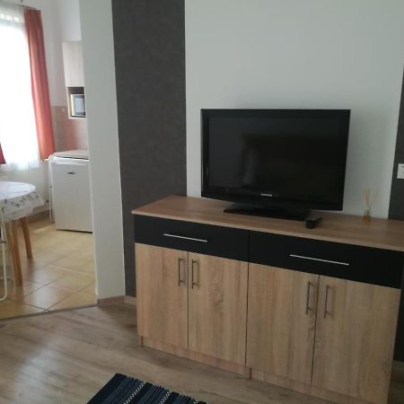 Mira Apartman 잘라카로쉬 외부 사진